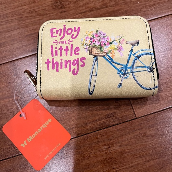 Wallet - Picture 1 of 3